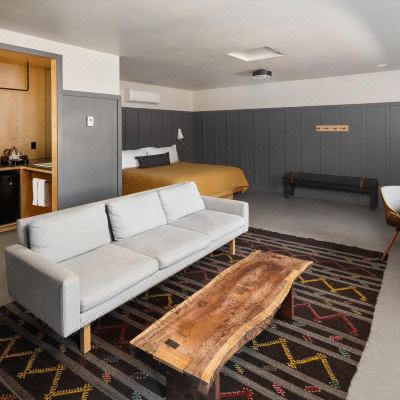 King Suite The Coachman Hotel Promo Code