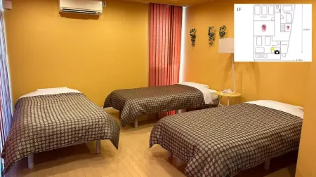 Comfy House Отели рядом со станцией JR Tomiai Station