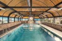 Club Wyndham Newport Onshore - Pools