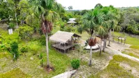 Ponta Poranga Jungle Lodge Отели в г. 
