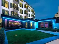 Seven Hotel Hotels near Southend Pier and Railway