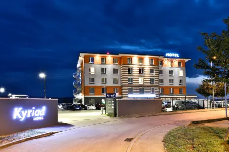 Kyriad Pontarlier Отели в г. Гранж-Нарбо