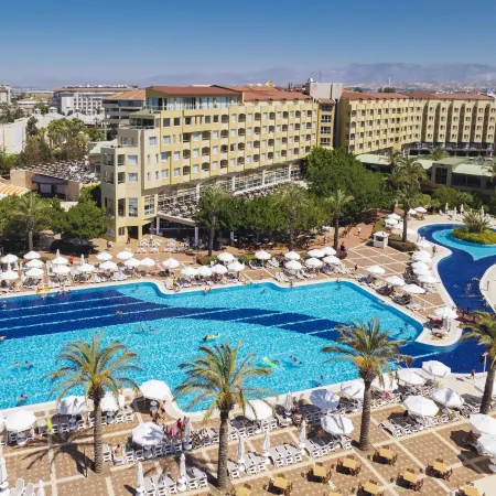 Selectum Family Resort Side