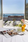 Mediterranean Palace - Romantic