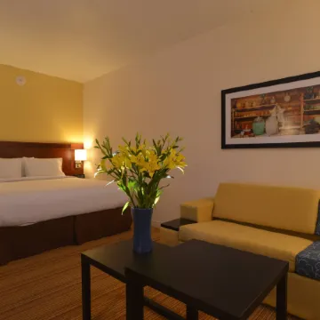 Courtyard Toluca Tollocan