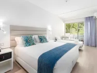 Carvi Beach Hotel Hotels near Fishermen's Trail (Luz-Lagos)