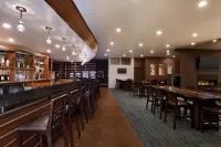 Delta Hotels Helena Colonial - bar