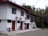 OYO 90037 the 7 Lodge Tambunan 탐부난 라플레시아 보존지역 주변 호텔
