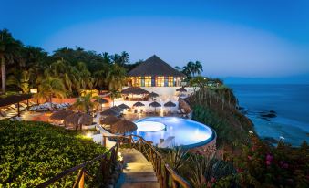 Family Selection at Grand Palladium Vallarta Resort & Spa - All Inclusive