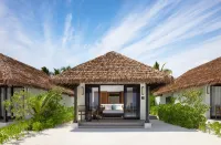 NOOE Maldives Kunaavashi Отели рядом с достопримечательностью «Fulidhoo Island»