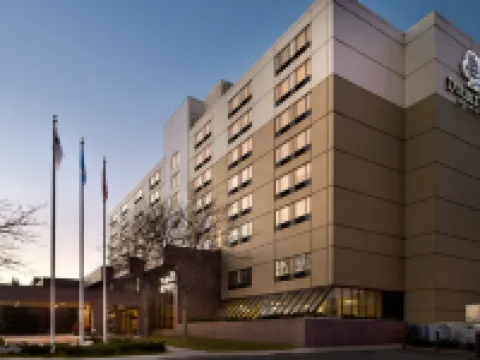 DoubleTree by Hilton St. Paul East Hotels in Saint Paul