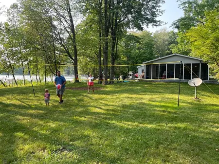Waterfront home with Star Wars themed bunk room on all sports lake.