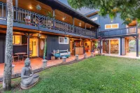 Private Paia Studio in a Tropical Sanctuary, a short walk to Paia town & beach.