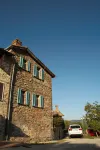 Charming rustic country house in northern Umbria with exclusive use of pool - Wifi