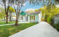 Cozy, Super Clean Home near Downtown/Riverwalk/ FT Sam Houston/ Alamodome/ ATT Hotels in West San Antonio