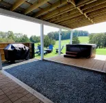 Cowboy hide-a-way cottage with hot tub on historic farm close to everything