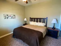 Shoreline Cottage SD Hotels in Lyman County