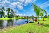 Spacious Waterfront 6 Bd Duplex in Lovely Rotonda West Near Oceans .