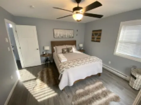 Welcome to Serenity Woods 萊克酒店