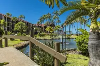 Maui Escape – Whale Watching & Ocean Views from a Chic Remodel! No Resort Fees!