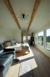 Casita: Near Wineries & Keuka Lake: 100"