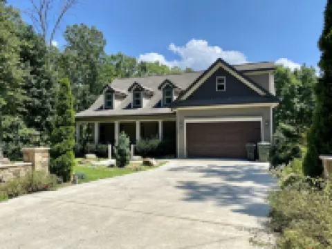 LAKEFRONT HOME ON WATTS BARR LAKE WITH BOAT DOCK