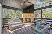 Premium- Blackbird TinyHome. - Boutique