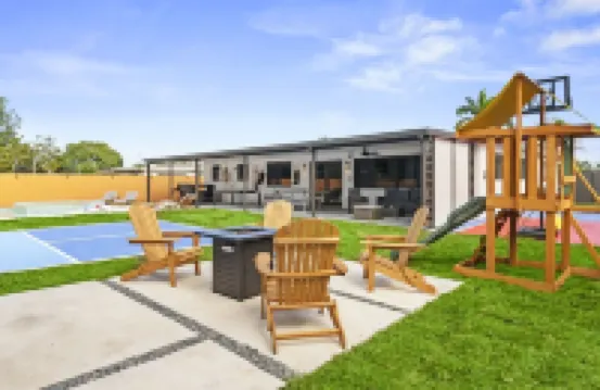 Hard Rock Villa: Heated Pool/Jacuzzi/Fire Pit/BBQ Hotels in Miami Gardens