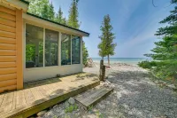 Lake Huron Heaven: Private Sauna and Waterfront Access, Sunset Views