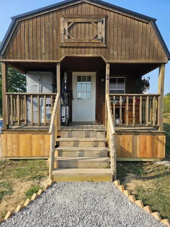 Cozy cabin 8 minutes from Ark Encounter!!