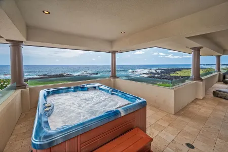 Luxury Oceanfront Estate