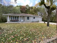 Cypress Cove -  Cozy home just off Hiwassee River in Historic Charleston TN