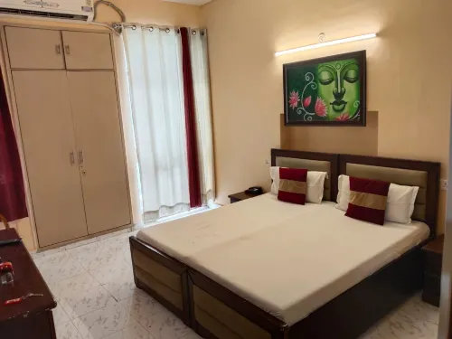 Boutique  Guest Room in Heart of New Delhi