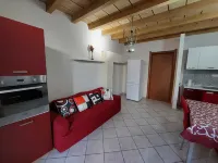 SWEET HOME - LARGE TWO-ROOM