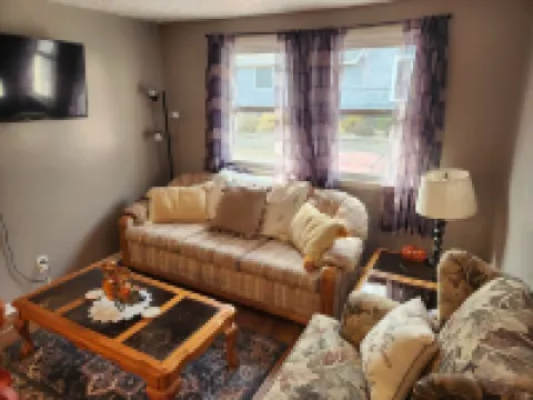 Welcoming, Wonderfully Cozy 1 bdrm Apt Hôtels à : Mason City