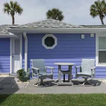 Super Sweet Studio Steps To The Beach!