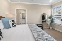 Family Ready Kitchen 3 BR/2.5 Baths Hotels near Louisiana State University Rural Life Museum