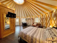 Cozy Yurt in Nantahala - Half mile from Nantahala wedding venue-No Cleaning Fee