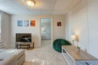 Hell's Kitchen, Apt #11-Bedroom Apartment Just a Short Walk to Hershey Theatre