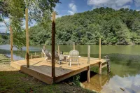 Private dock!  Low traffic LAKEFRONT now booking for 2025! Hotels in Laurel County
