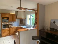 Maison Individuelle sur Terrain de 3000m2 à L'orée D'un Bois Hotels in Le Faouet