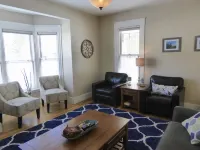 Enjoy some R & R at this historic cottage in the best neighborhood in town! - 3 tähden
