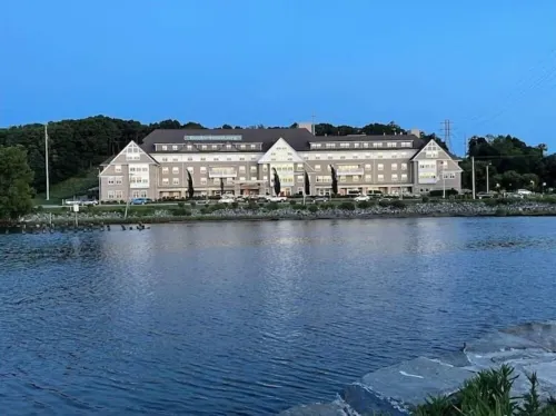 Unique, Modern and Lovely Space!