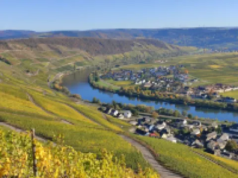 Beautiful and modern apartment in the cozy attic!
