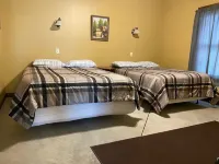 Lake & mountain views! Covered Boat Port w/Power, Pets Welcome