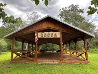 Rich Valley Estate 8 Bdrm 12 Bds 7 Fireplaces 8 Bath+Swim Hole,Hunting & Fishing Hotel a Shippen