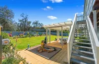 Escape to Paradise - Beach views 5bedrooms, 2 Kitchens, 2 Living, 2 Bathrooms