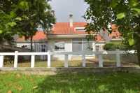 Rincón da Frouxeira, Casa al Lado del mar