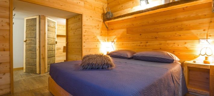 wonderful hut on the edge of the woods in Valle di Ledro for total relaxation Hotel a Ledro