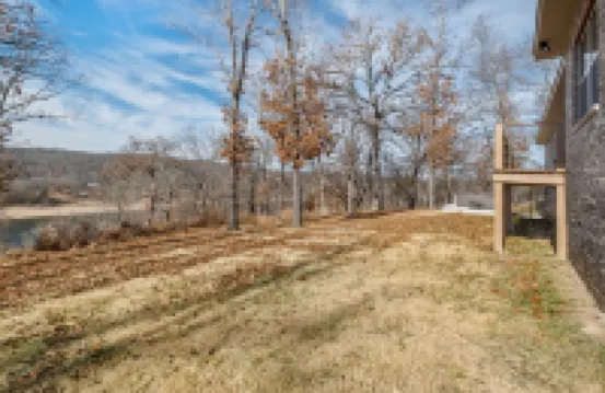 Hickory Hill Haven: Waterfront - Hot Tub - Fire Pit - Relax